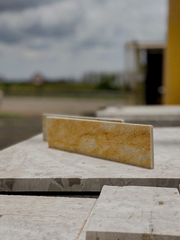 Rodapé São Tomé Amarelo 7cm - Image 4