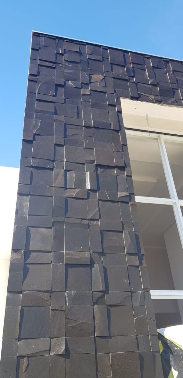 Pedra Basalto Preta Tamanhos Variados - Image 3