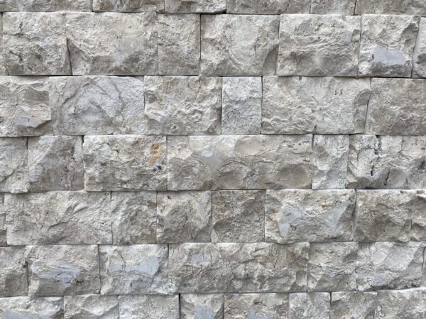 Mármore Travertino RockFace 7cm livre